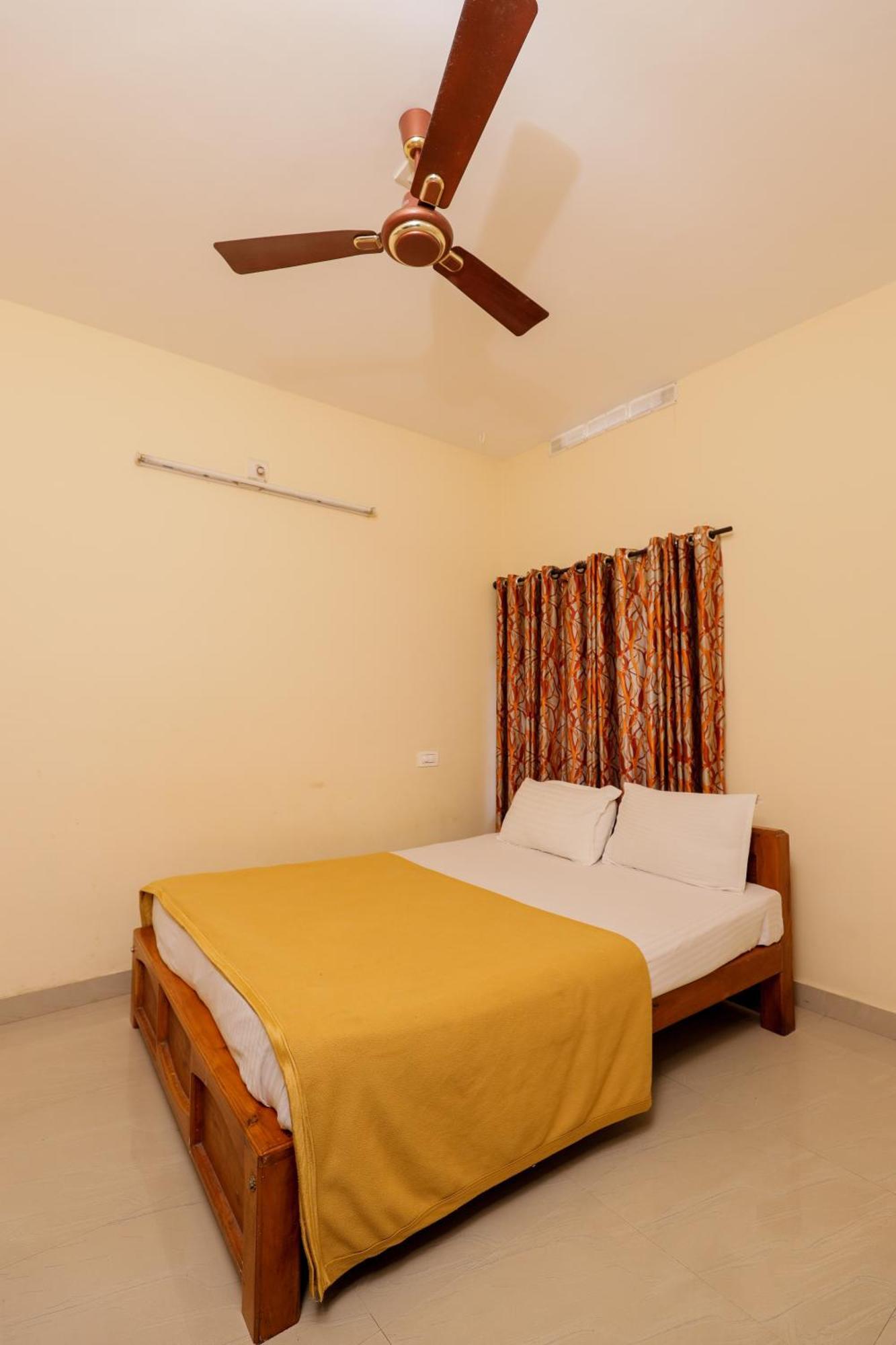 Sky Blue Homestay With Pool Vythiri Exterior photo